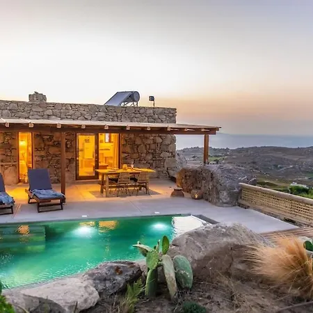 Holiday home Lunar House L