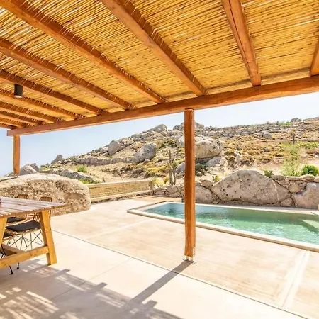 Lunar House L Volax