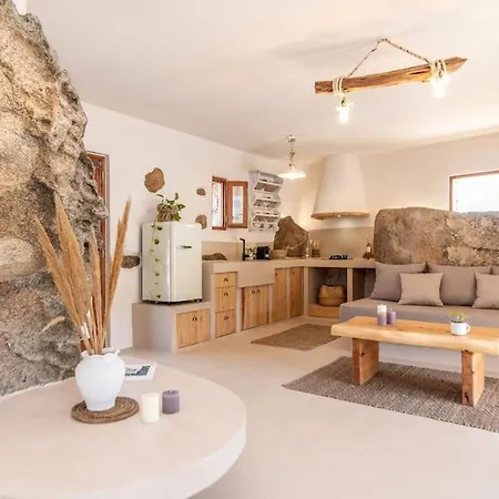 Lunar House L